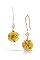 18k flora earrings with yellow diamond
