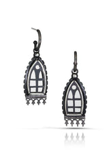 Window earrings